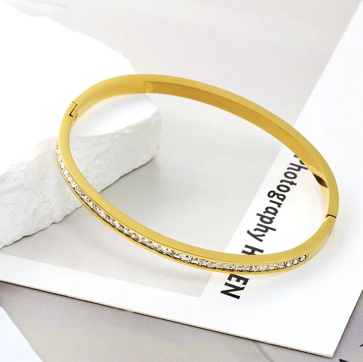 Sparkling Zircon Bangle